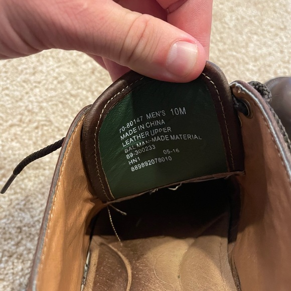 Dress shoes size 10 - Picture 5 of 5